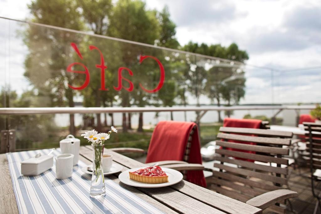 Hotel Kleines Meer ヴァーレン エクステリア 写真