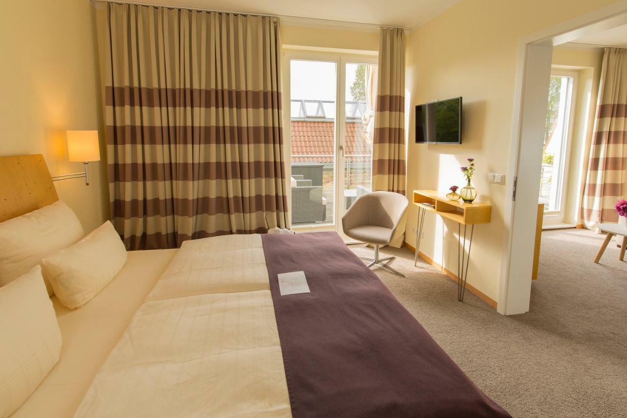 Hotel Kleines Meer ヴァーレン エクステリア 写真